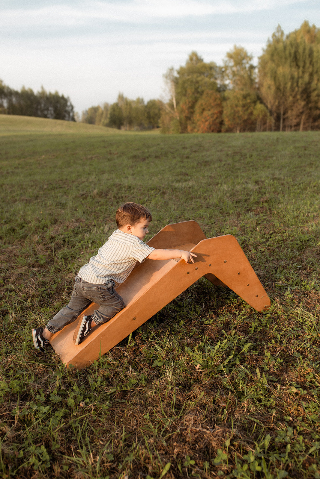 Wooden Slide – Kalns – Encourage to climb and chase adventures